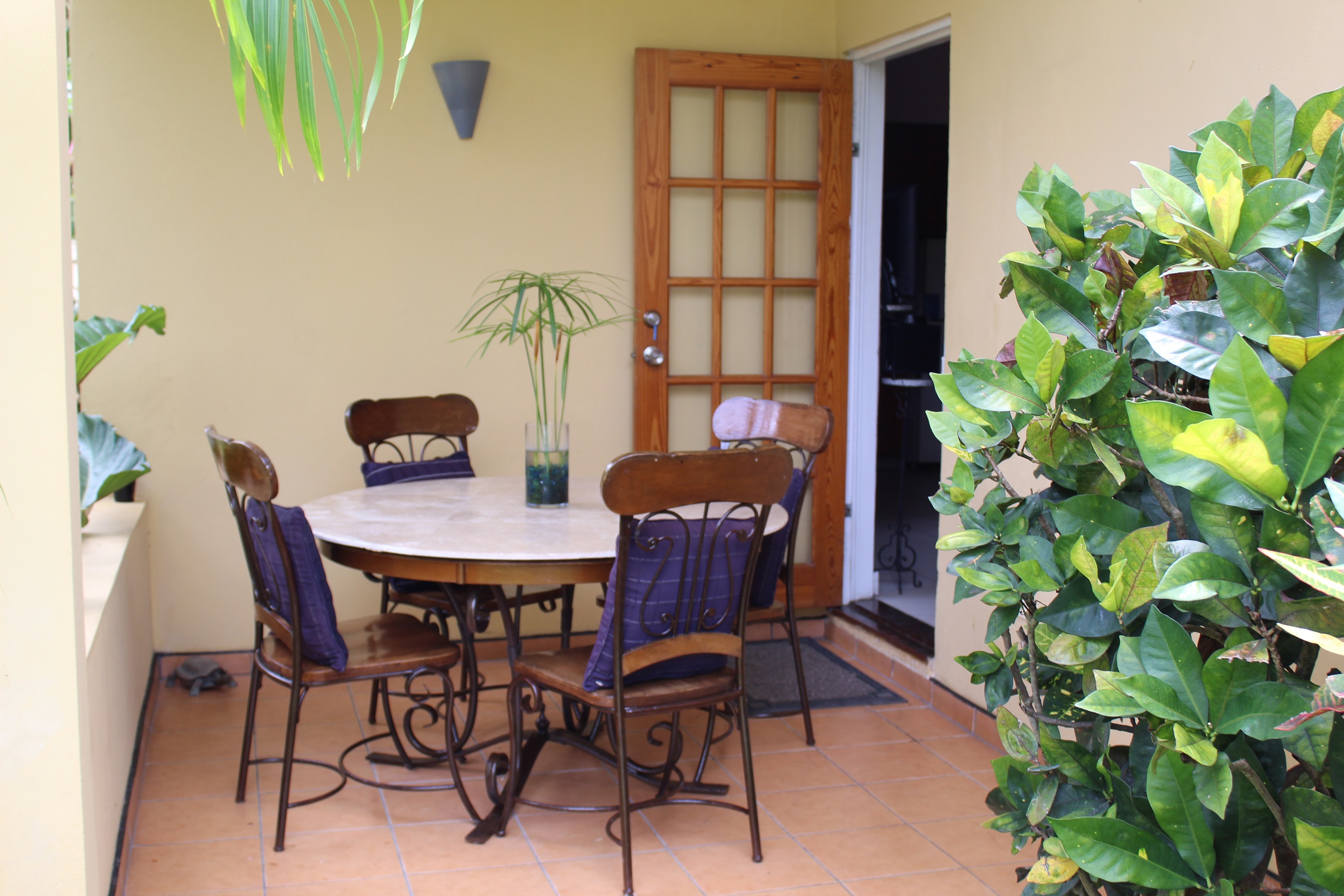 Sunset Crest, Holetown, "Casa De Leo Apartments", St. James Barbados